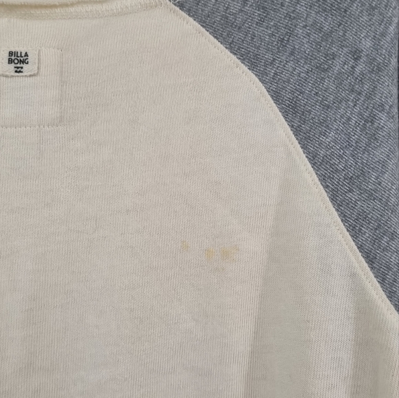 BILLABONG Women's long sleeve top, size Medium California Love Bear - Picture 6 of 6